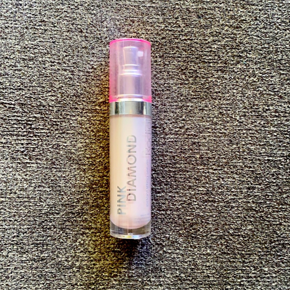Never opened Pink Diamond Lifting Serum